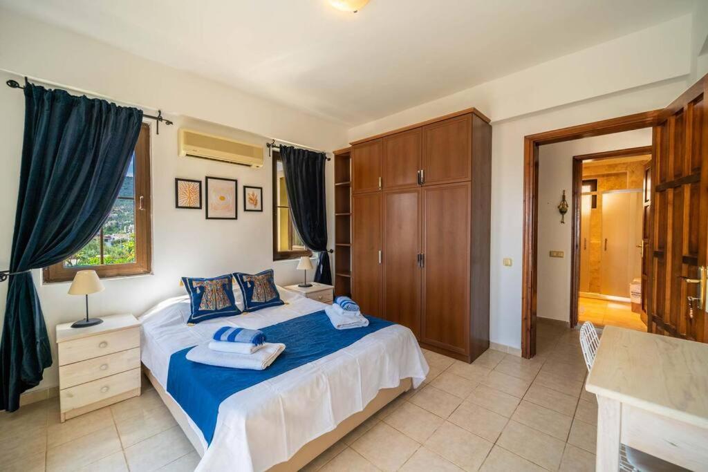 Azure Apartment With Sea View In كالكان المظهر الخارجي الصورة