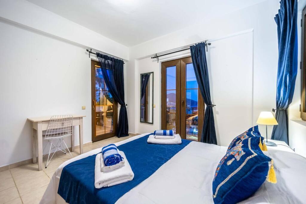 Azure Apartment With Sea View In كالكان المظهر الخارجي الصورة