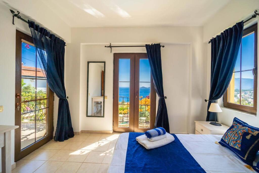 Azure Apartment With Sea View In كالكان المظهر الخارجي الصورة
